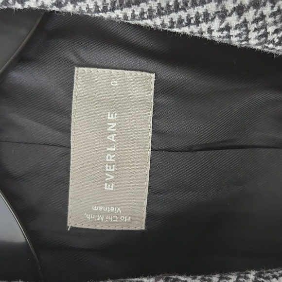 Everlane blazer - Picture 2 of 6